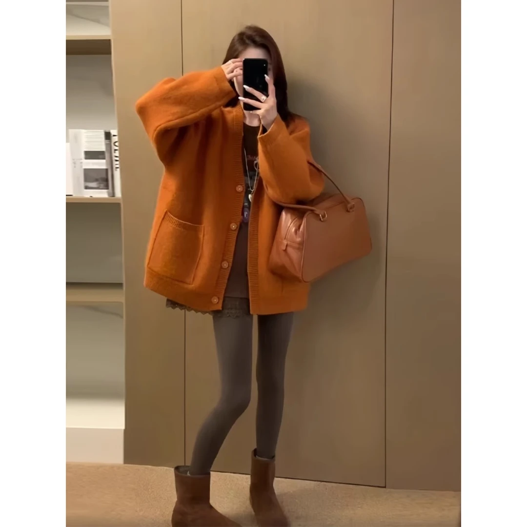 独特超好看深秋V领橘色毛衣针织开衫加厚外套女2024新款韩系穿搭