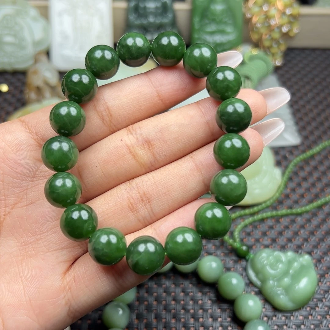 和田玉吊坠未镶嵌