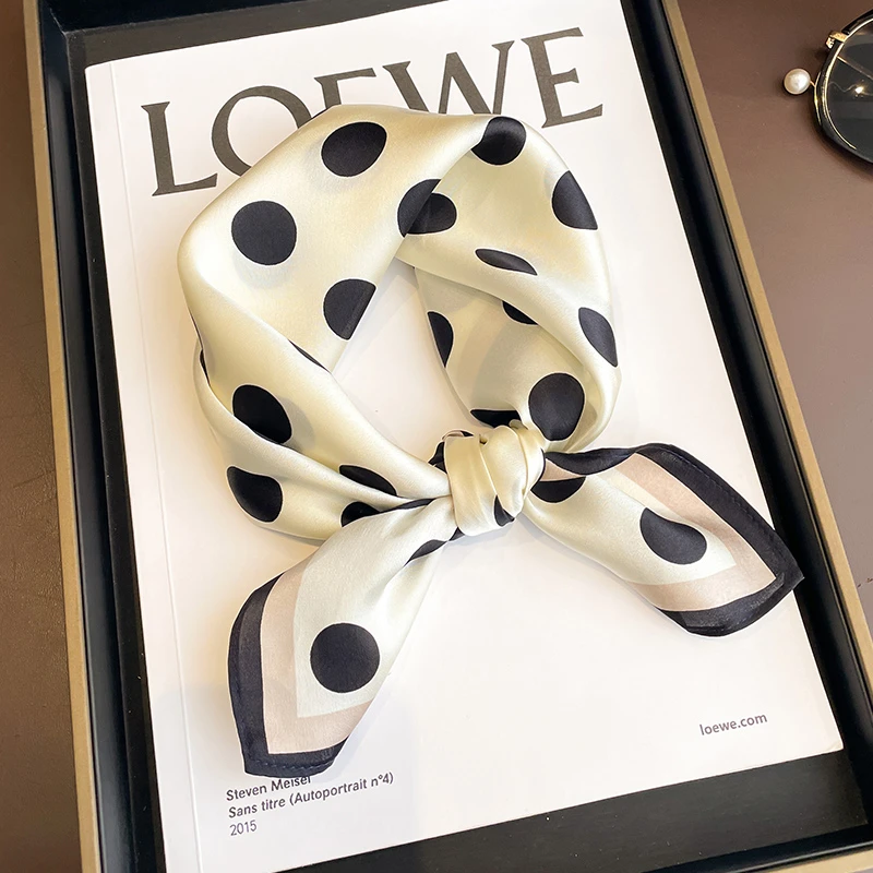 真丝桑蚕丝小方巾三角丝巾女春秋职业装护颈围脖子围巾杭州丝绸50