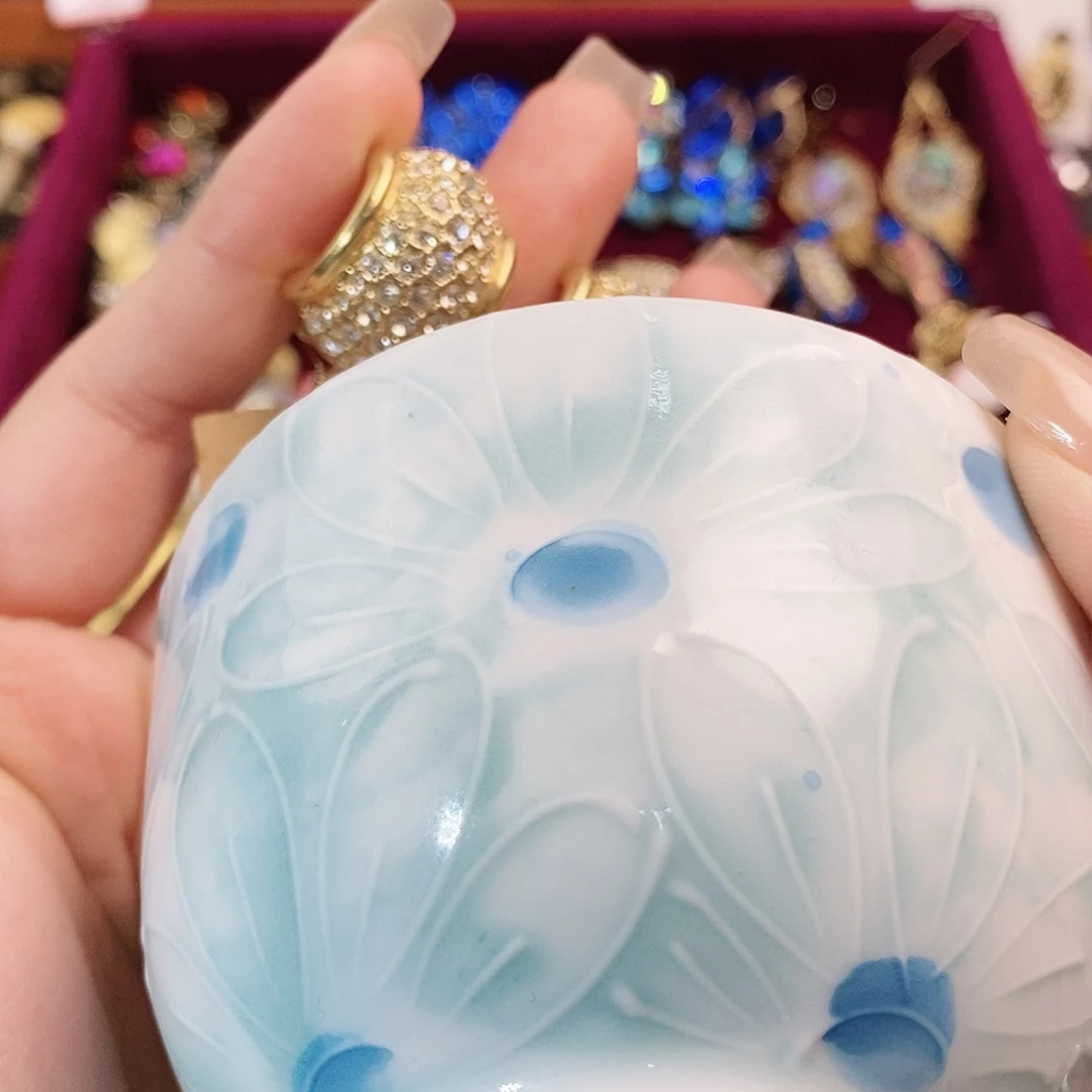 茶盏楚楚楚楚楚楚楚楚