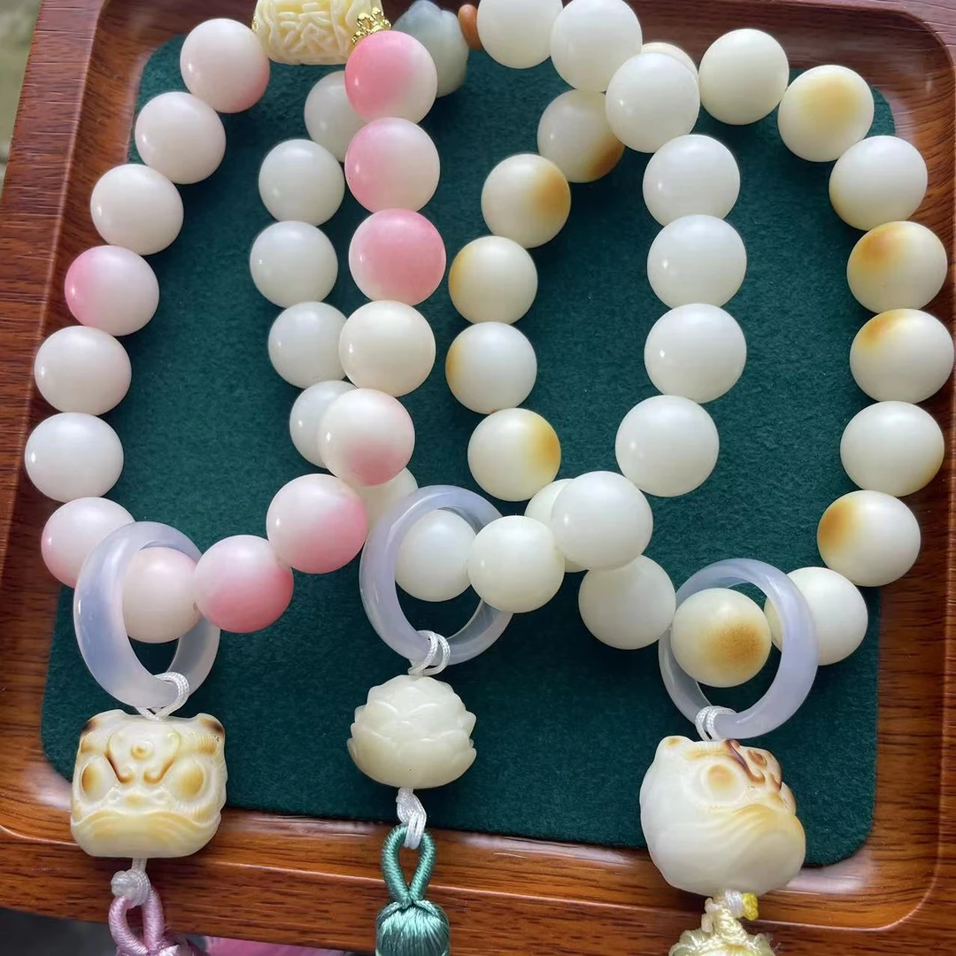 W29白玉碳烤菩提根手串多样性其一