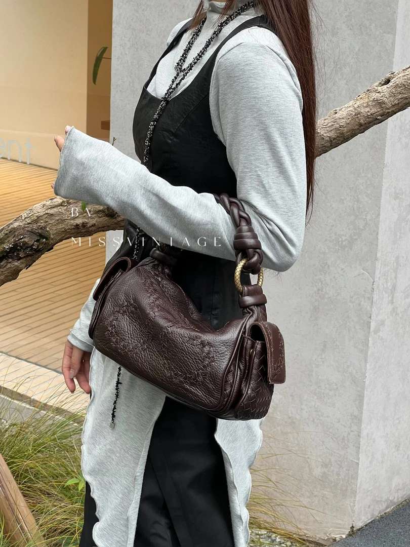 95新 BOTTEGA VENETA/葆蝶家 觅时/棕色编织手提/2410145