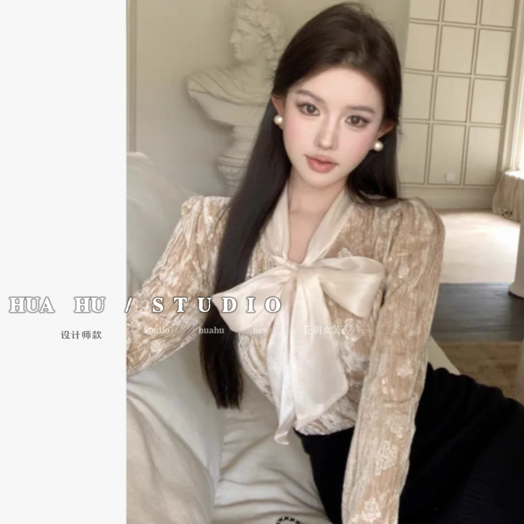 【花花专属】设计感小众拼接蝴蝶结系带丝绒衬衣 new