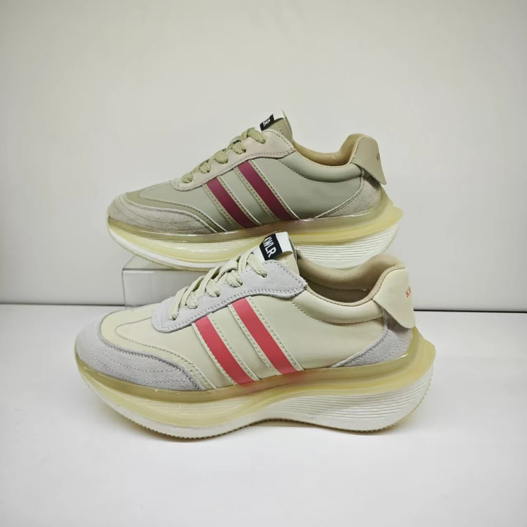 爆米花底脚感舒服的时尚百搭休闲鞋女款