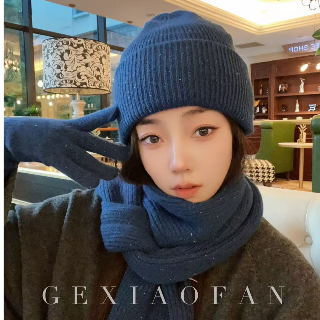 德国扬子纱三件套彩点绵羊毛保暖护耳针织帽亲肤围巾露指触屏手套