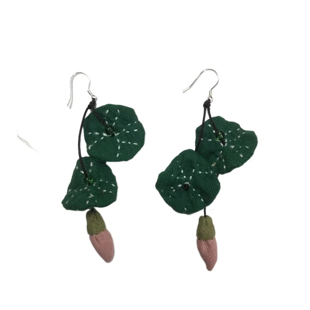 非金属布艺耳饰 秋冬新款 荷叶耳环 999耳钩 手工 刺绣 时尚气质