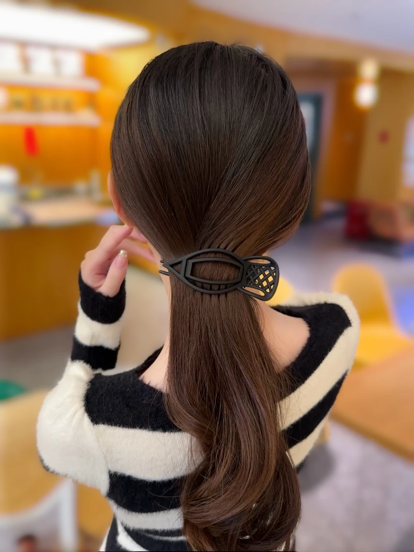 简约磨砂咖色鸭嘴夹发夹女后脑勺盘发抓夹2024新款高级感发卡发饰
