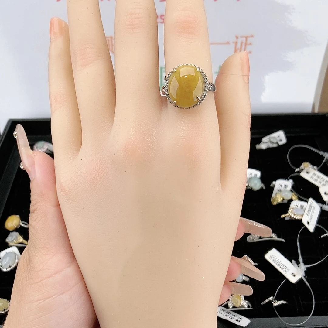 【闪购商品】翡翠戒指银S925镶嵌天然翡翠