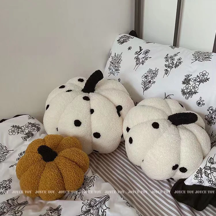 北欧ins网红软萌南瓜抱枕沙发客厅办公室卧室波点抱枕垫腰少女心
