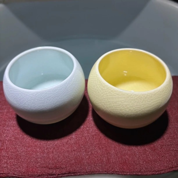 龙蛋蓝色黄色2只茶杯陶瓷