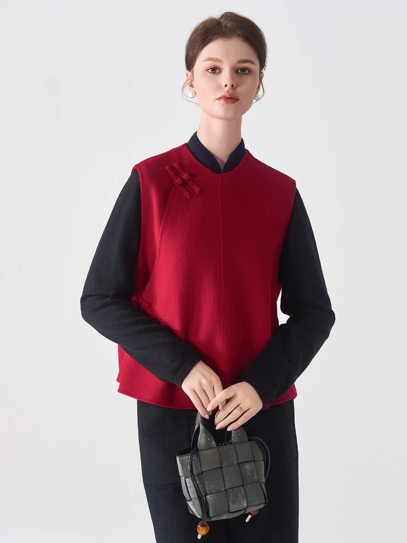 浮云堂·风.云影·安哥拉红新中式圆领斜襟侧开叉毛呢马甲6167