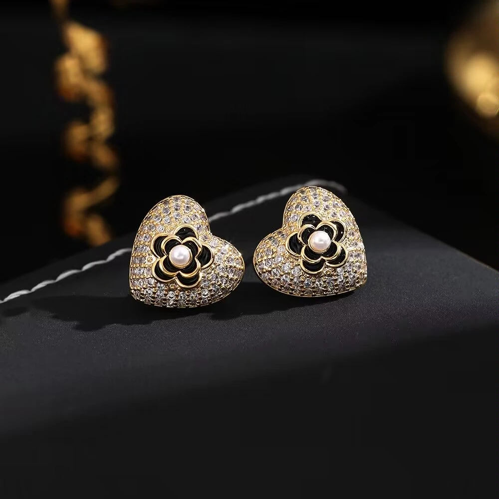 铜合金耳饰 《货号6436》 山茶花桃心耳环