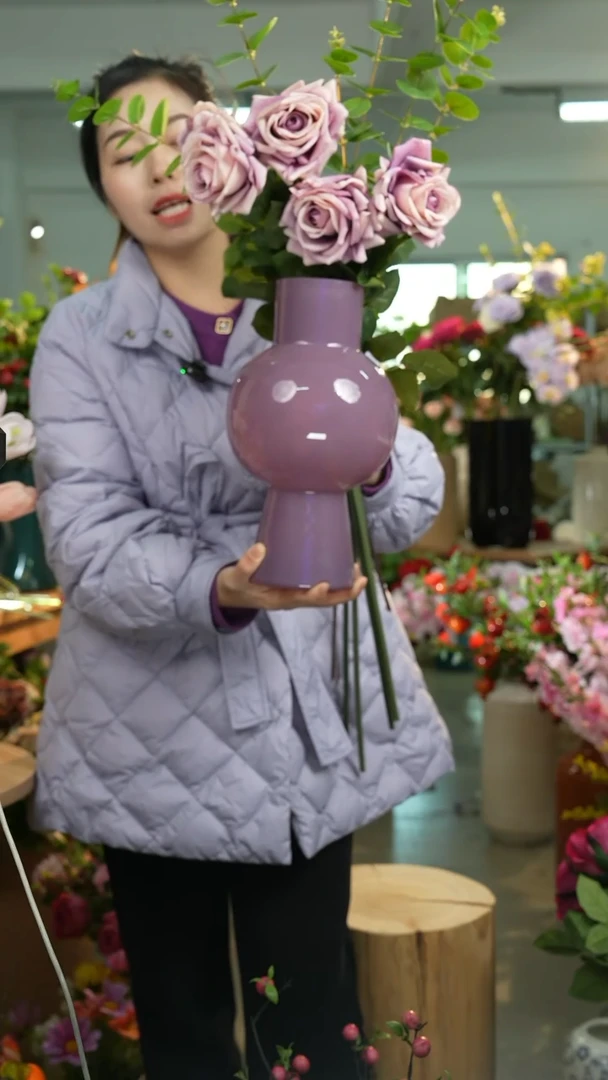 【闪购商品】紫色玻璃花瓶