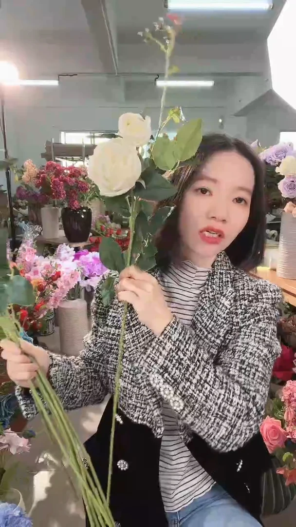 【闪购商品】双头白玫瑰4支