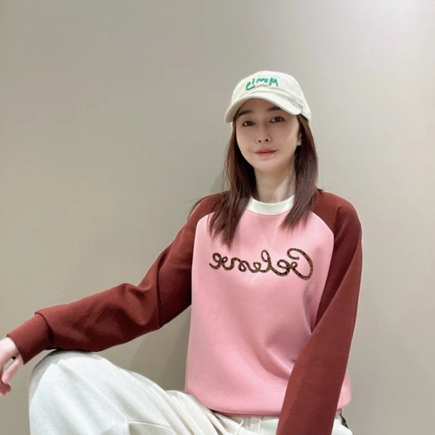 【大佬娜推荐】101653奶茶色洋气时尚女装百搭轻奢秋季女装卫衣