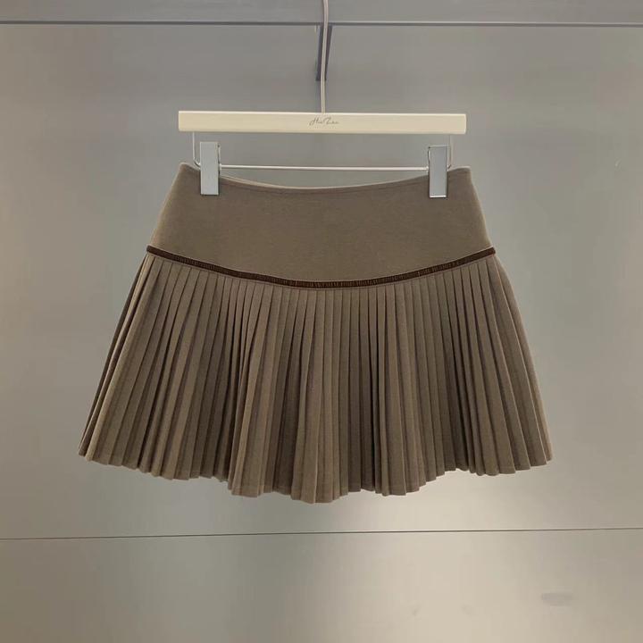 慧芝huizhi 百搭神裙限定版 卡其色丝绒边百褶高腰显瘦半身裙