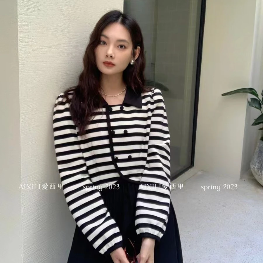 高级感条纹拼接假两件连衣裙春秋法式复古气质高腰显瘦黑色连衣裙