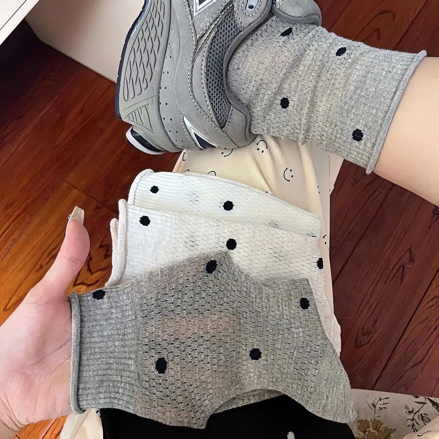 袜子女夏季薄款网红款微透点点女袜圆波点网眼透气卷边韩版中筒袜