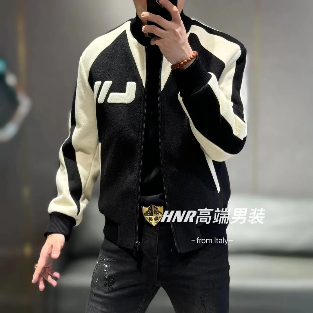 双拼色简约字母图案新款高端男士时尚百搭潮流棒球领夹克82031