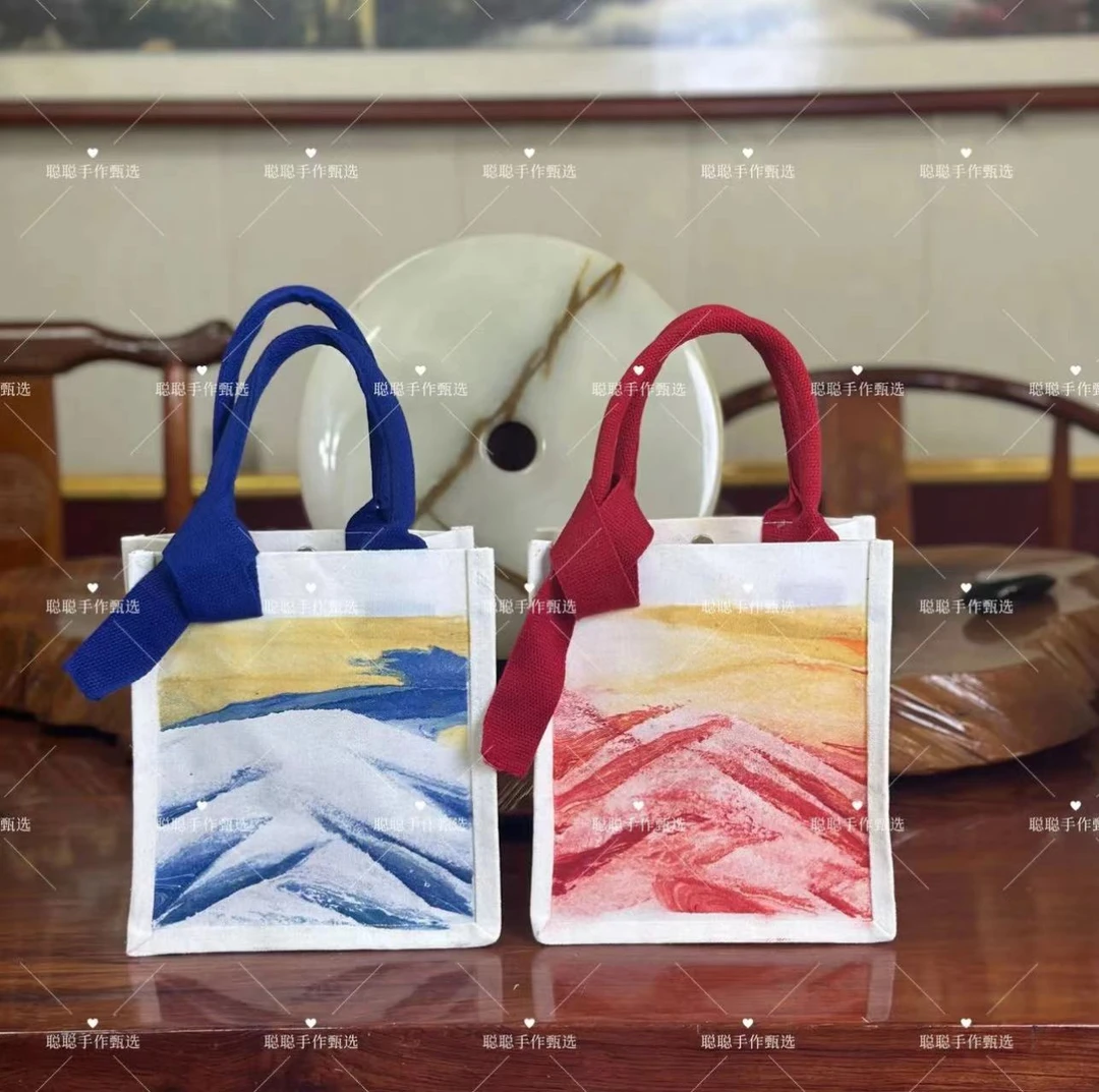 现场送包包一直点赞一直送！~