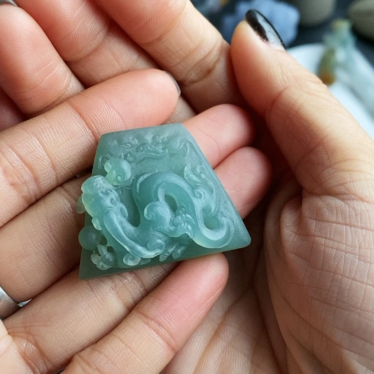 【闪购商品】定制翡翠未镶嵌捏*