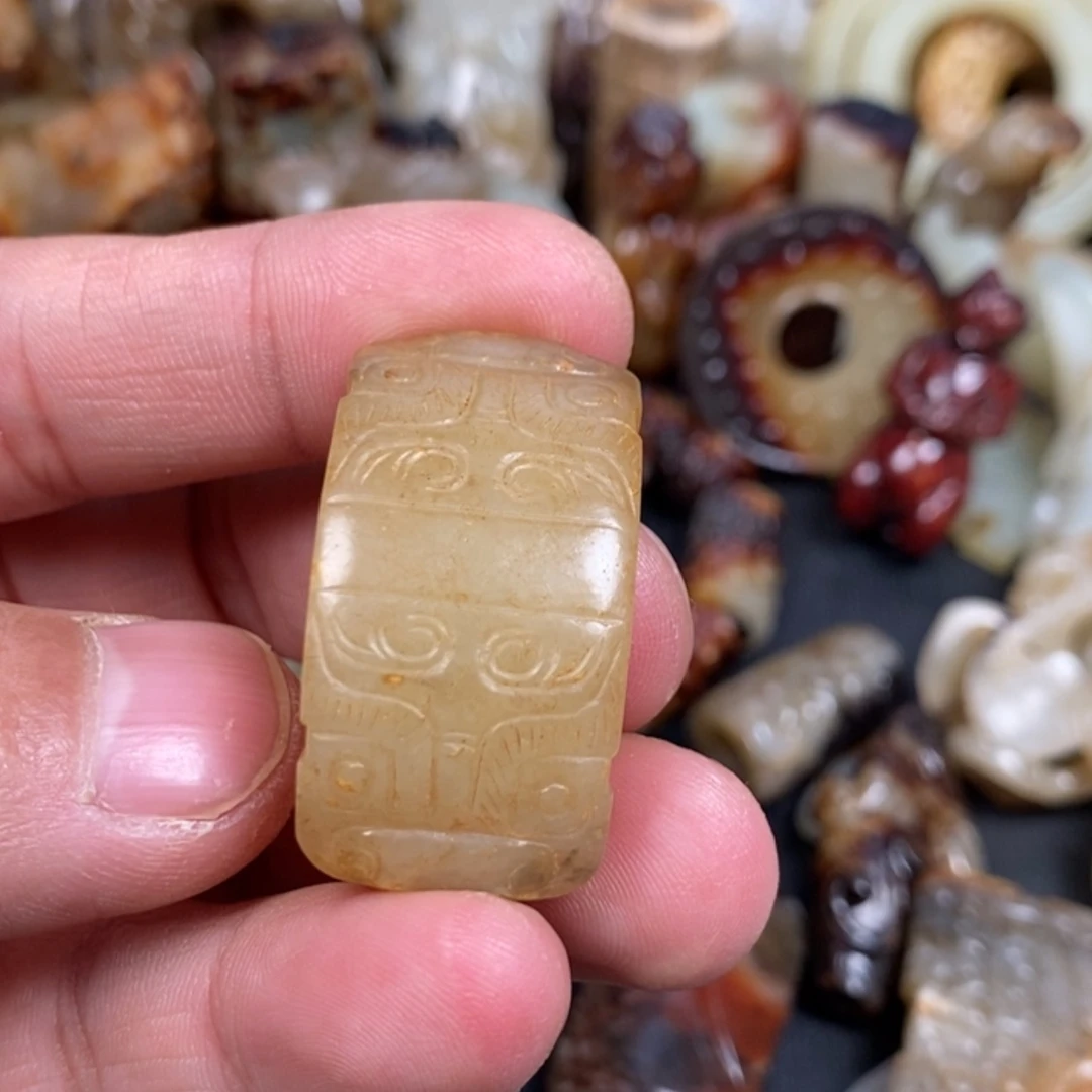 【闪购商品】和田玉（糖玉）挂件未镶嵌云**术
