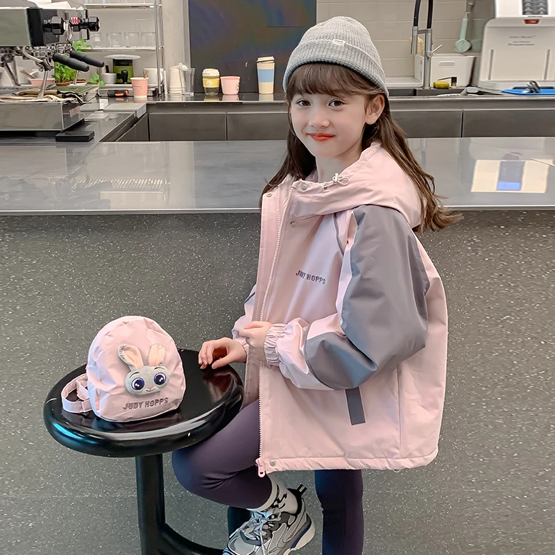 女童外套夹棉加厚秋冬装2024新款洋气中大童连帽上衣儿童冲锋衣潮