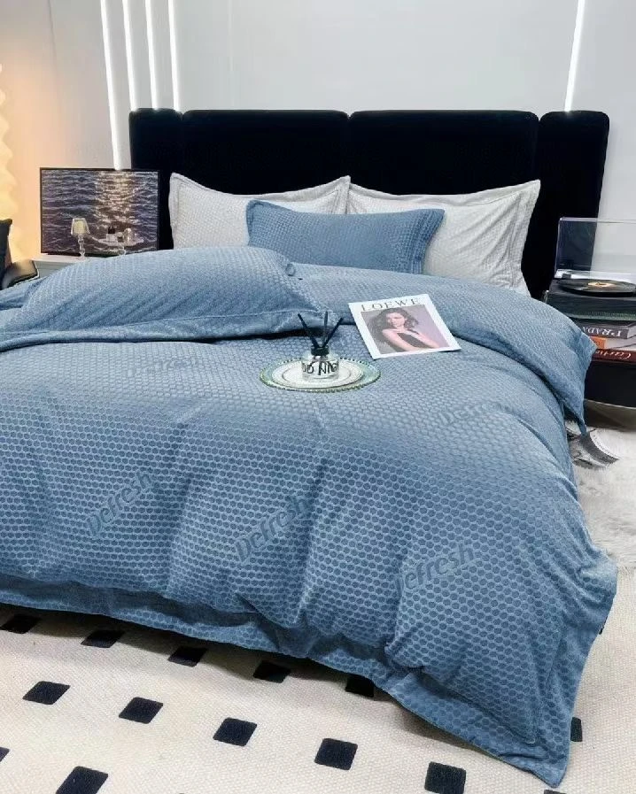 小珊珊专属福利 素色四件套 千鸟格 （图片以实物为准）