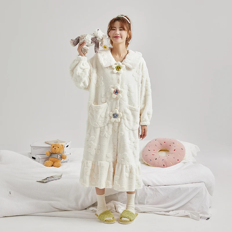 黛梦思珊瑚绒睡袍女冬季加厚保暖家居服甜美浴袍中长款睡衣女秋冬