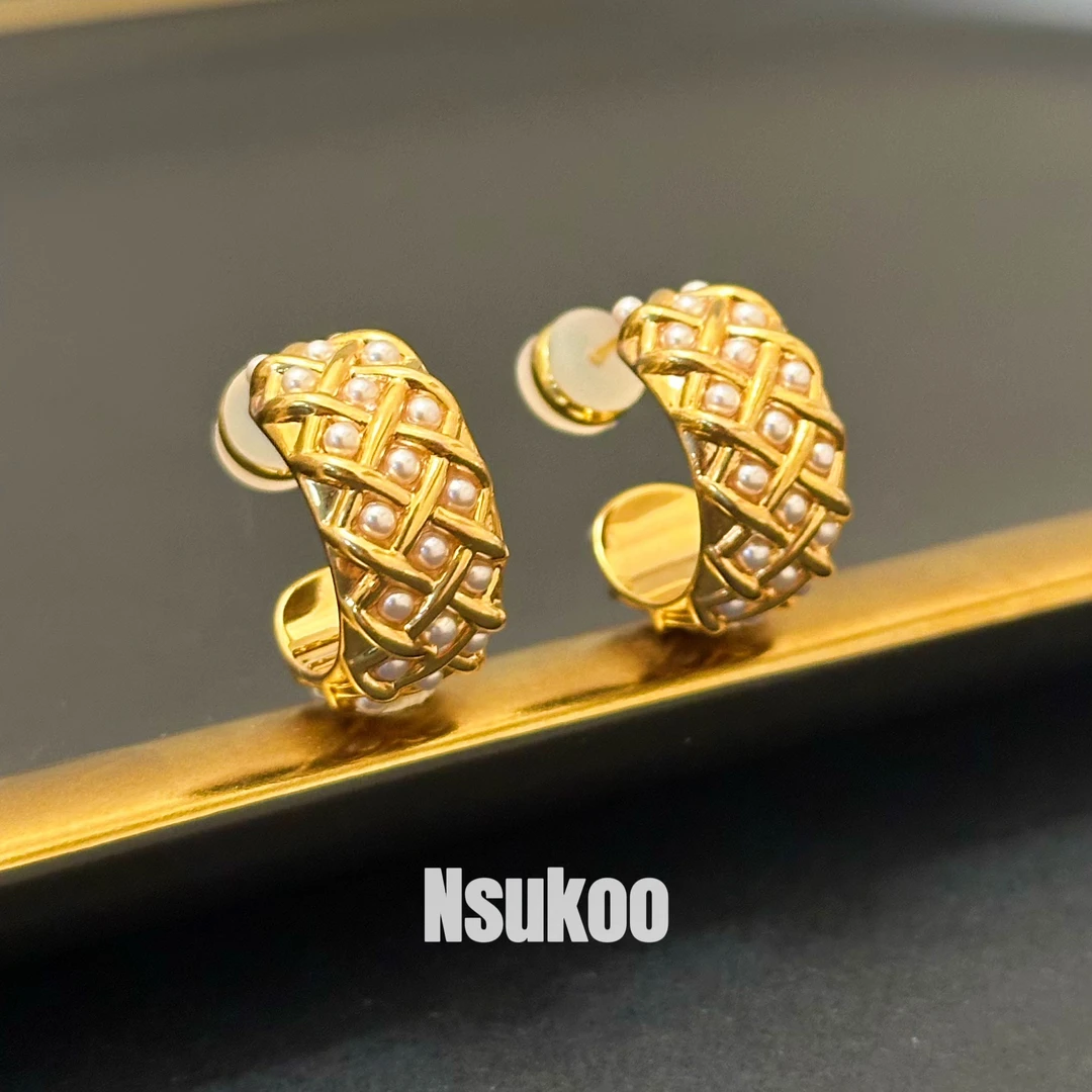 铜合金合成锆石耳饰 E0040 时尚气质小香风网格纹贝珠耳圈