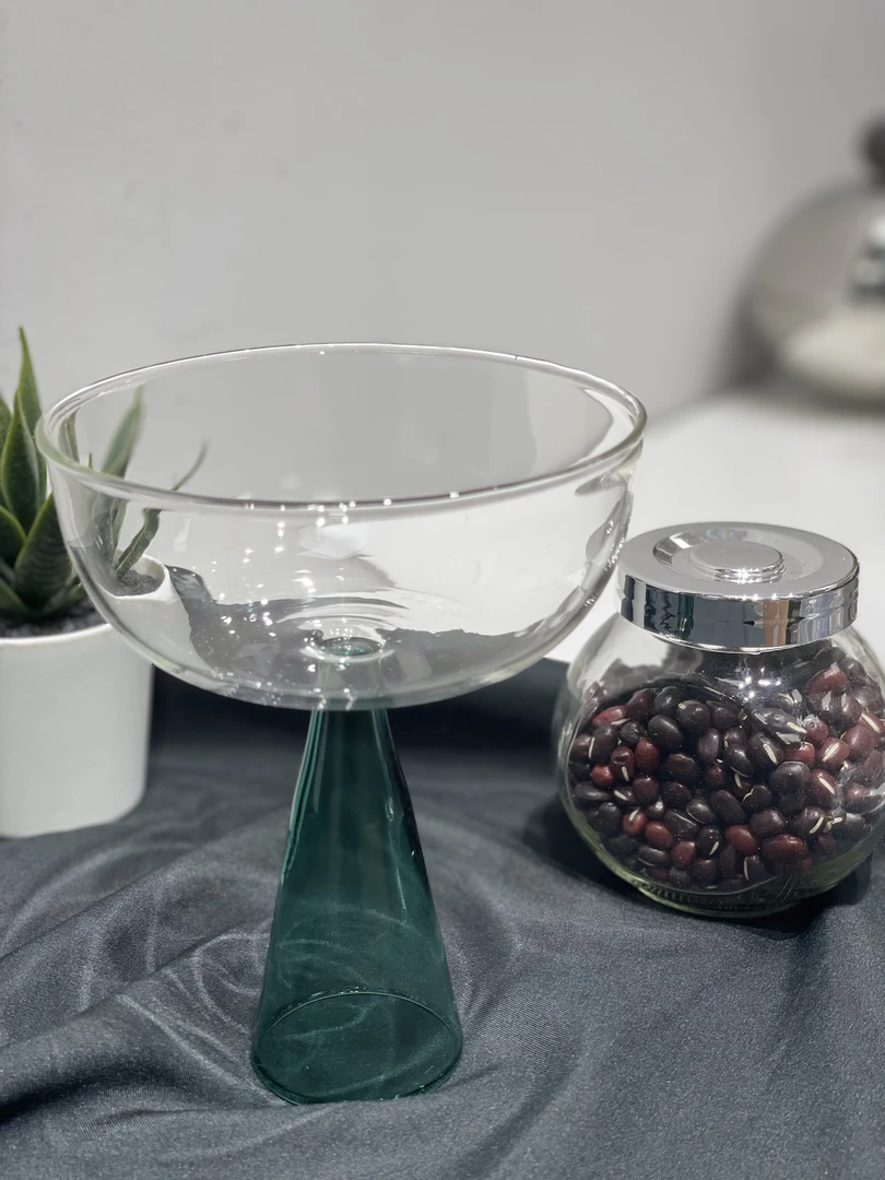 现代ins风网红耐高温彩色水晶玻璃鸡尾酒杯翡翠绿色