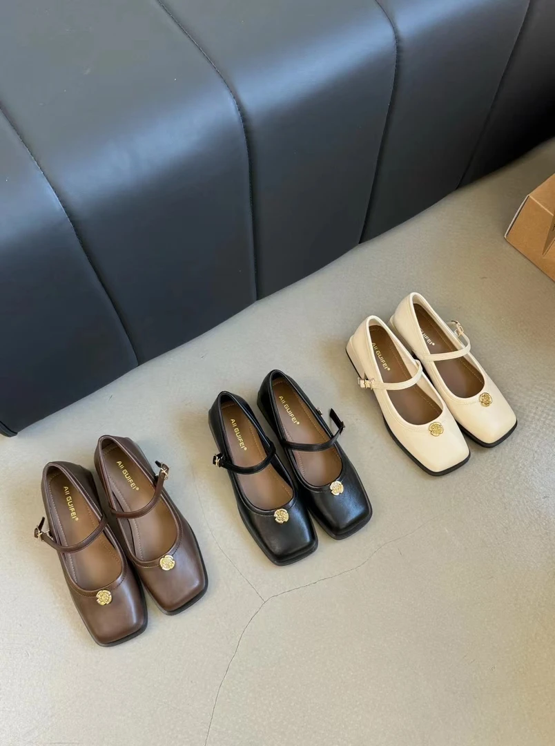 B02-2 法式方头玛丽珍小皮鞋女2024年百搭春季新款一字扣粗跟单鞋