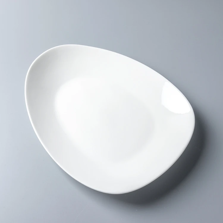 商用不规则浅盘新骨瓷餐盘凉菜碟陶瓷小菜盘子酒店餐厅长生果盘
