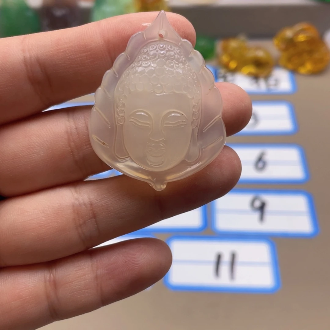 玛瑙/玉髓颈饰未镶嵌冰*