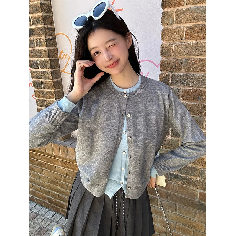 2024秋季新款女士气质假两件撞色拼接休闲百搭纽扣针织长袖开衫