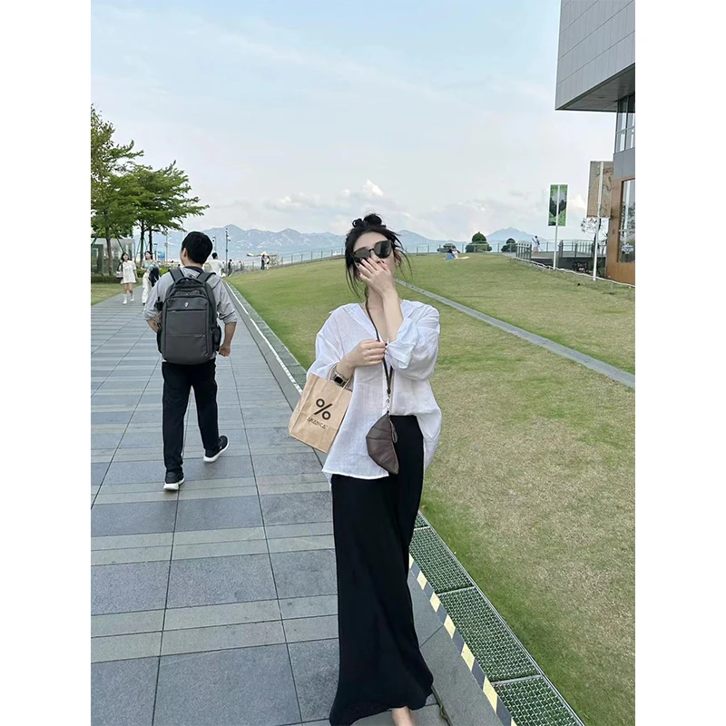 夏季穿搭女士2024新款纯色翻领休闲外穿开叉薄款上衣直筒宽松裙子