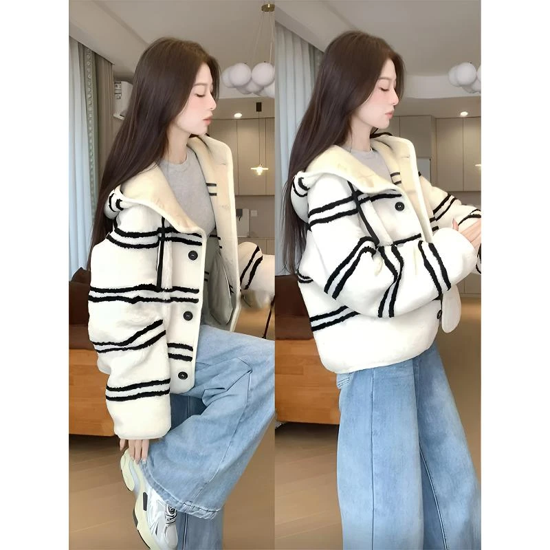 2024秋季穿搭女士连帽黑白条纹短款开衫外套高腰牛仔裤宽松阔腿裤