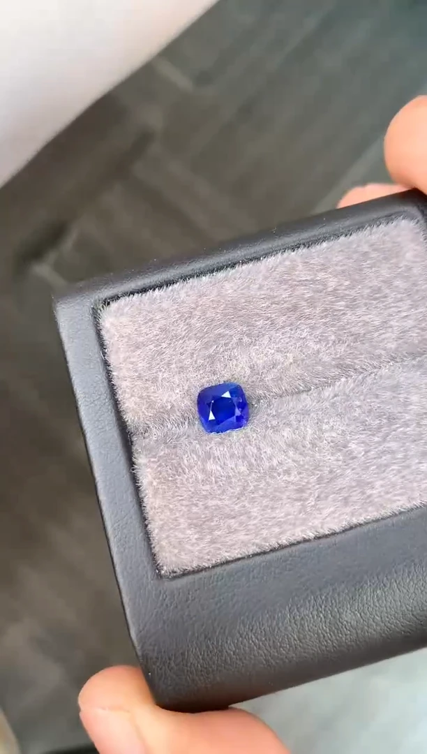 【闪购商品】定制蓝宝石裸石未镶嵌1.62ct 兰卡蓝宝石