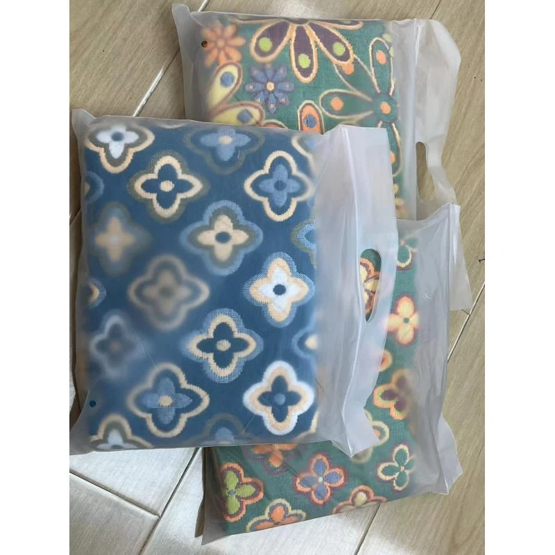 专享【京かわ会社】两只多层纱布枕巾52*78cm 四叶花颜色随机