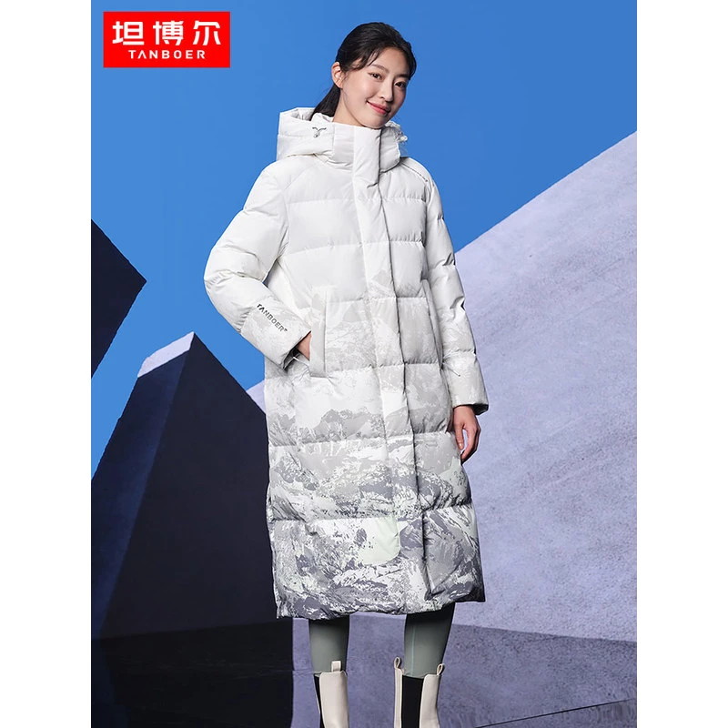 坦博尔冬新款羽绒服女长款连帽保暖时尚保暖潮流户外外套TB235880