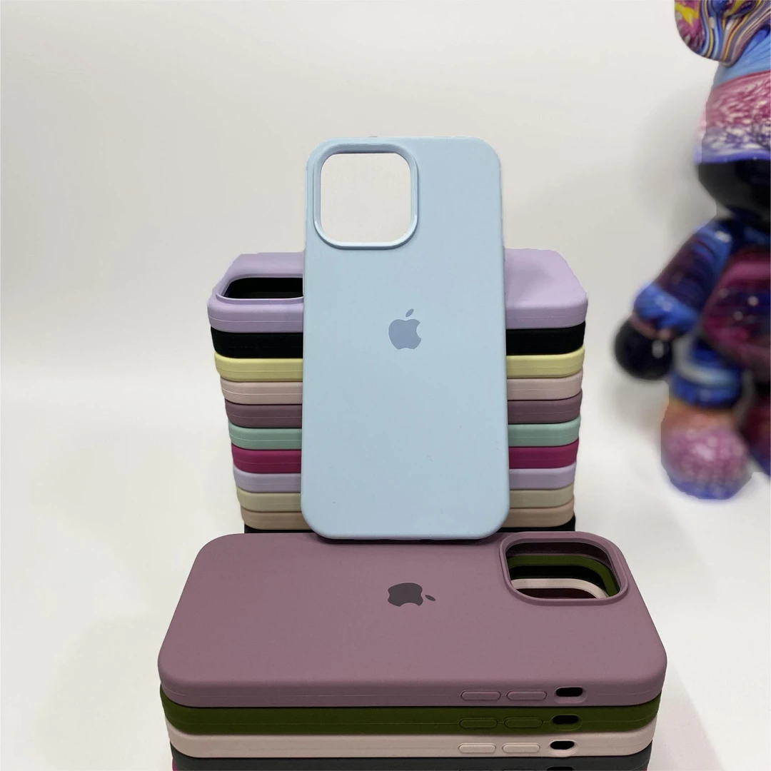 优品苹果15ProMax液态硅胶手机壳iPhone14防摔13/12高级感新天蓝