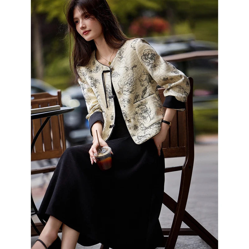 苏醒的乐园苏醒的乐园时尚气质外套SXWT24154