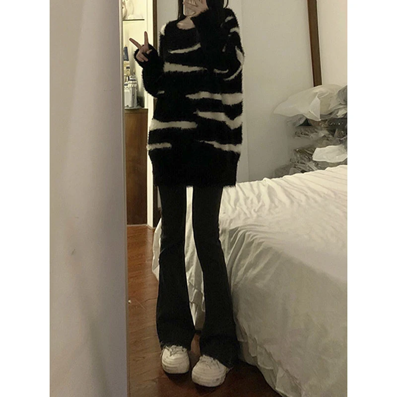 黑色微喇叭牛仔裤女春秋2025年新款弹力高腰加绒显瘦马蹄裤子百搭