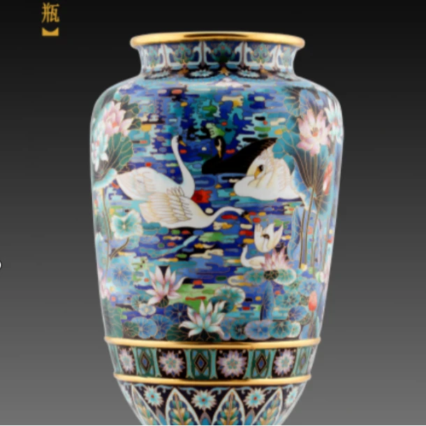 顺丰 张同禄景泰蓝作品 《天鹅瓶》
