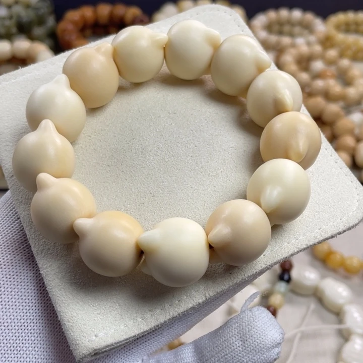 菩提根/象牙果吊坠瑕疵有裂卡21猫头868