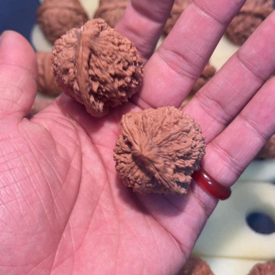 【闪购商品】文玩核桃吊坠L*P