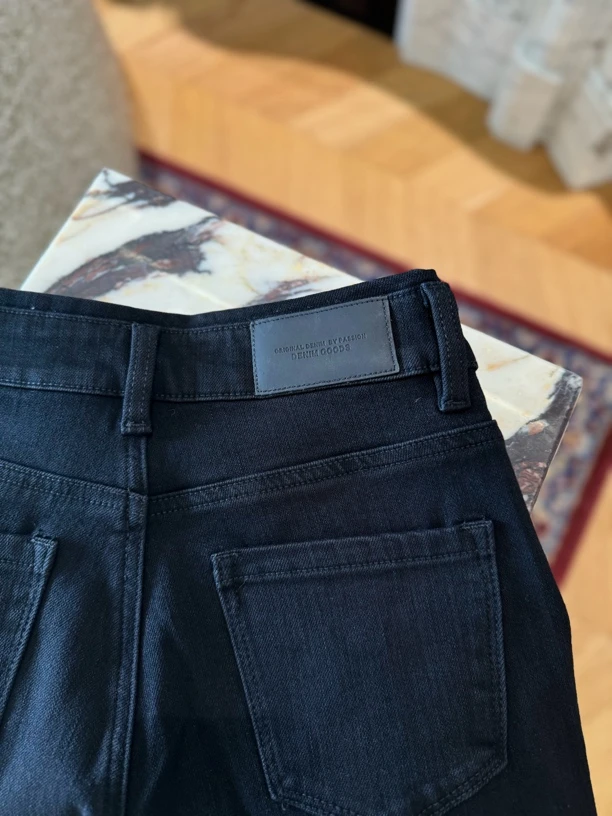 uki定制 万能小黑裤 抓绒显瘦弹力小脚裤