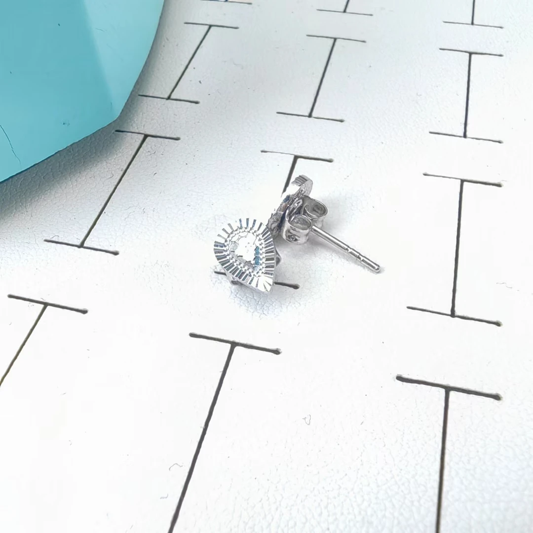 PT950铂金耳饰 鱼鳞水滴铂金耳钉  3000 2999