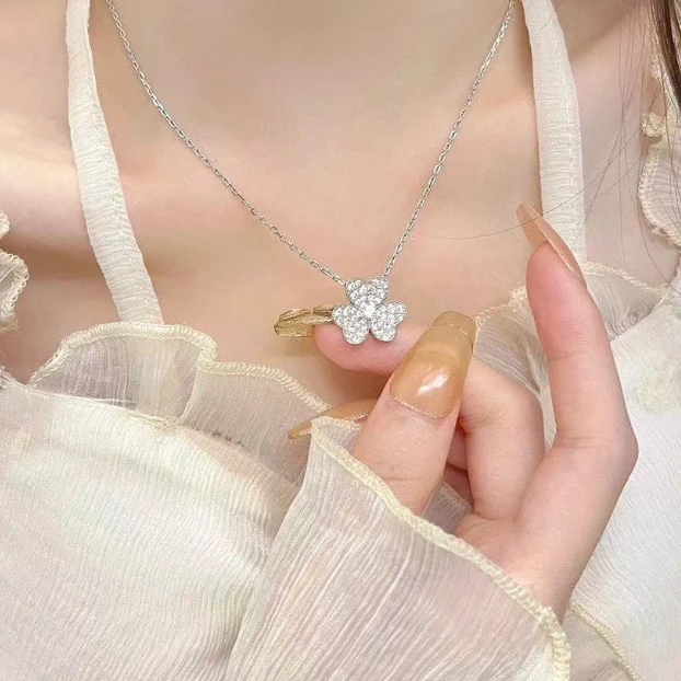 实验室培育钻石【合成/培育】18K金满钻三叶草项链