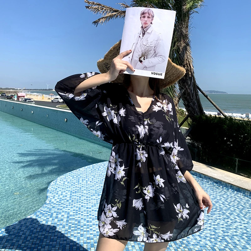 夏季新款碎花遮肉显瘦泡温泉纯欲网红风高端泳装中长款女款泳衣